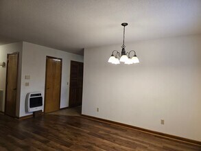 794 Edwards Rd in Sanford, NC - Building Photo - Building Photo