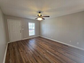 2746 Applemill Ct in Clarksville, TN - Foto de edificio - Building Photo