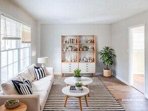 2750 Foxlair Trail in College Park, GA - Building Photo - Building Photo