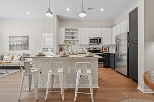 Avalon at Palisades in Charlotte, NC - Building Photo