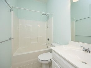 335 Bridgegate Dr in Cary, NC - Building Photo - Building Photo
