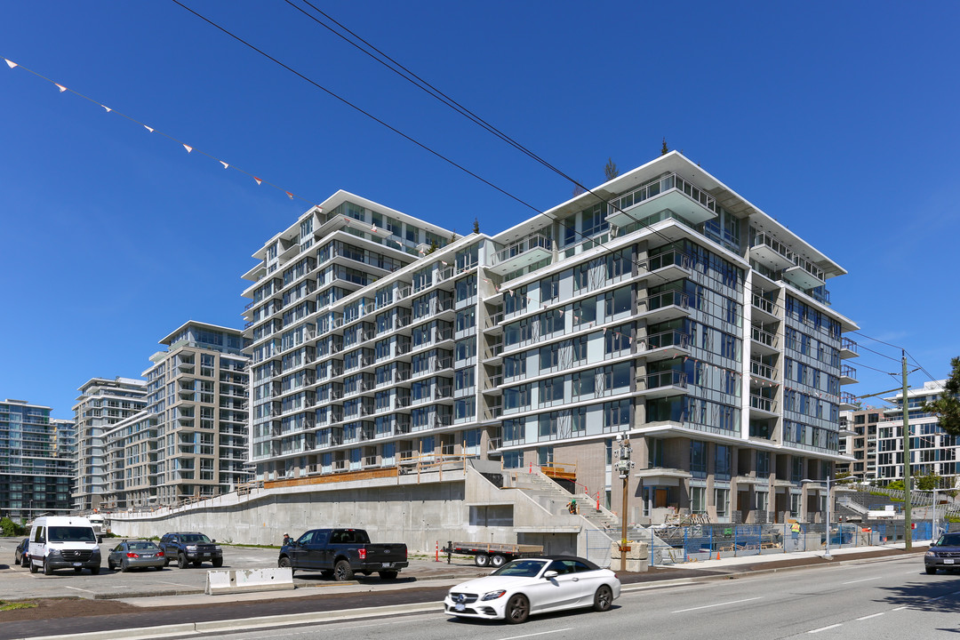 Concord Gardens Park Estates II in Richmond, BC - Building Photo