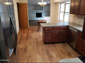 3 Springwood Manor Dr in Albany, NY - Building Photo - Building Photo