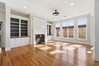 250 Fieldsborn Ct NE in Atlanta, GA - Foto de edificio - Building Photo