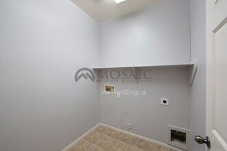 18545 W Paseo Way in Goodyear, AZ - Building Photo - Building Photo