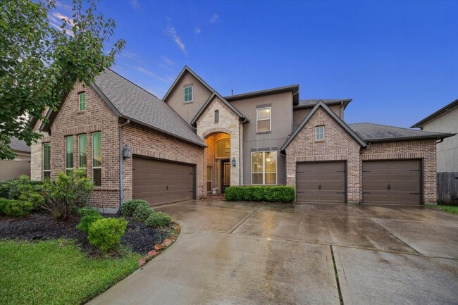 property at 17322 Legend Creek Ct