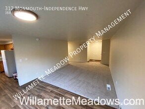 312 Monmouth Independence Hwy in Monmouth, OR - Building Photo - Building Photo