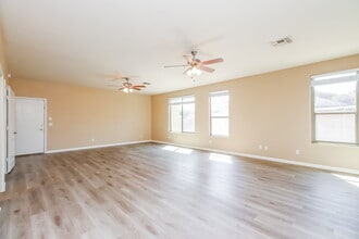 1668 S Quartz St in Gilbert, AZ - Building Photo - Building Photo