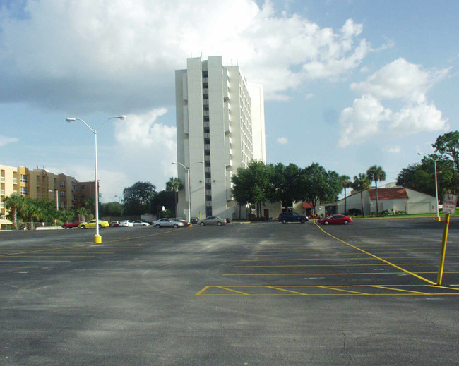 The Flats in Tampa, FL - Building Photo - Building Photo