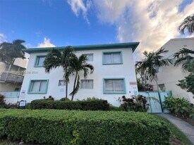 820 15th St in Miami Beach, FL - Building Photo