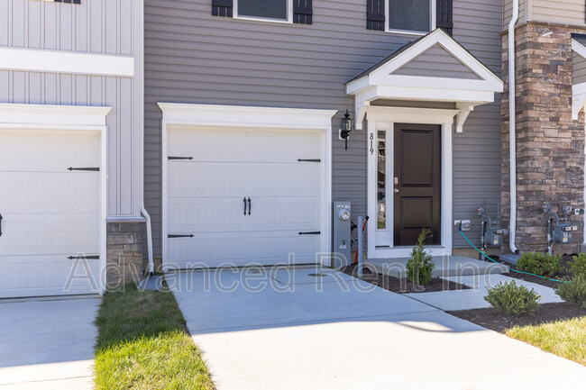 819 Magnolia Ridge Dr in Joppatowne, MD - Building Photo - Building Photo