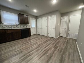 2009 Knoxville St in Fort Smith, AR - Building Photo - Building Photo