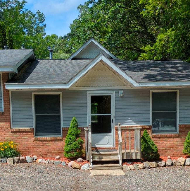 11347 Ford Road