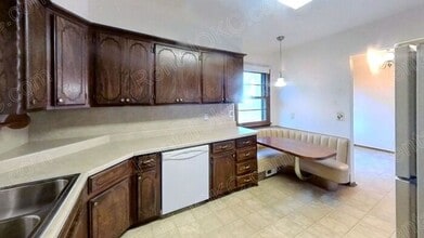 9405 NE 11th St in Midwest City, OK - Building Photo - Building Photo