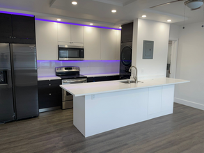 1100 NE 9th Ave in Fort Lauderdale, FL - Building Photo - Building Photo