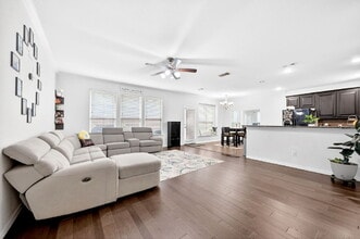 4104 Nia Dr in Irving, TX - Building Photo - Building Photo