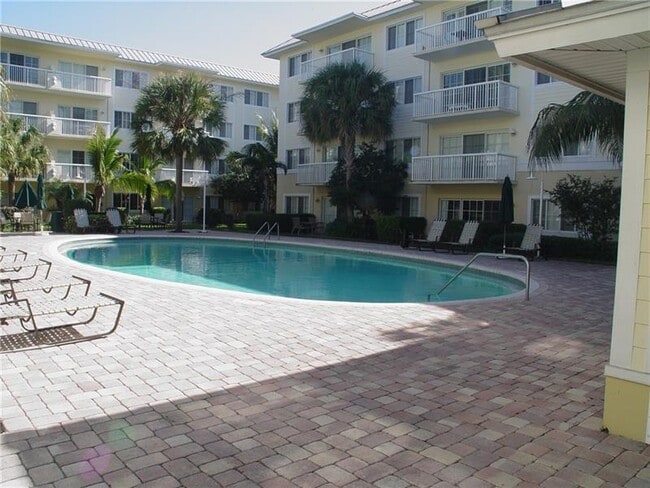 1515 E Broward Blvd in Fort Lauderdale, FL - Building Photo - Building Photo