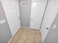 9565 Thomas Downs Ln photo'