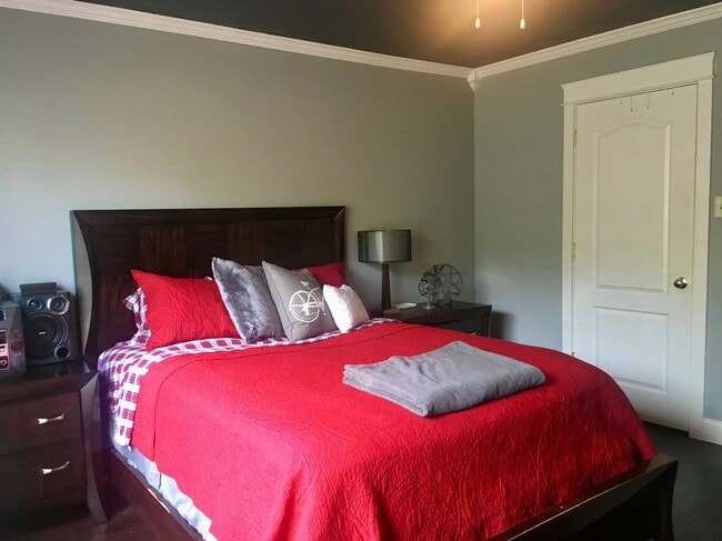 property at 122 Deer View Cir