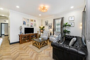 10 Riker St in Charleston, SC - Building Photo