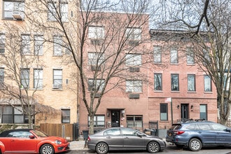 453 12th St in Brooklyn, NY - Foto de edificio - Building Photo