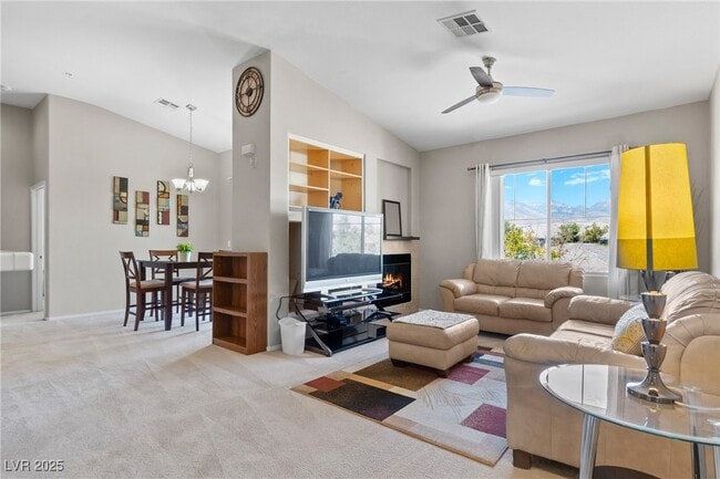 1012 Domnus Ln in Las Vegas, NV - Foto de edificio - Building Photo