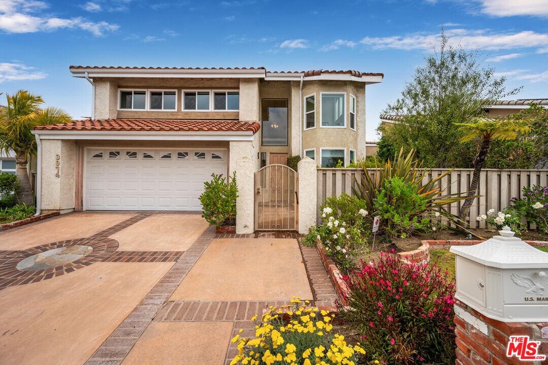 3974 Astaire Ave in Culver City, CA - Building Photo
