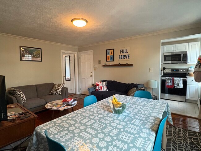 27 Fayette St, Unit 3 in Boston, MA - Building Photo - Building Photo