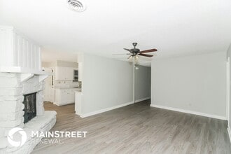 3552 Kirby Terrace Dr in Memphis, TN - Foto de edificio - Building Photo