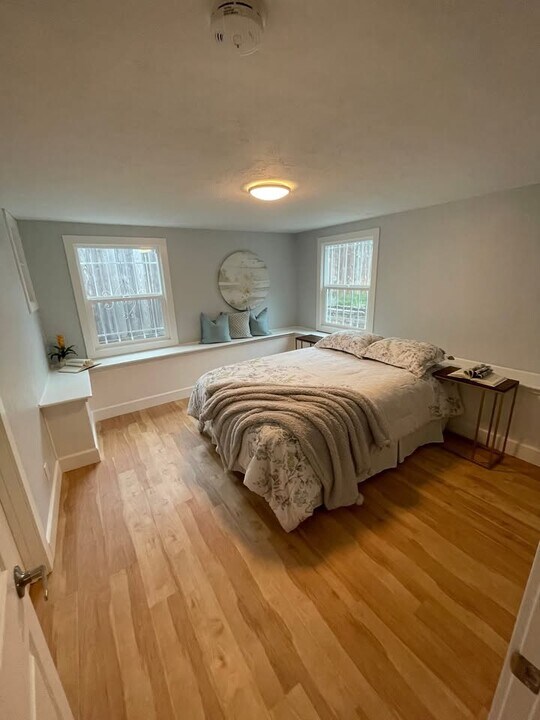 4816 Bond St in Oakland, CA - Building Photo