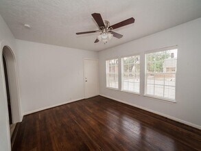 15 Sidney St in Houston, TX - Building Photo - Building Photo