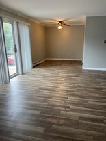 1425 Ashland Ave in Des Plaines, IL - Building Photo