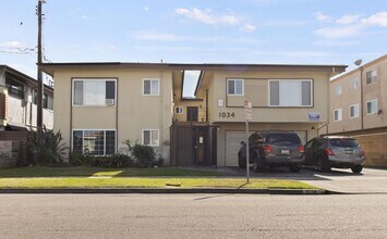 1034 Magnolia Ave in Gardena, CA - Foto de edificio - Building Photo