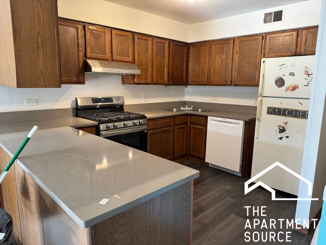 property at 7427 N Western Ave