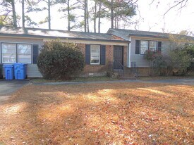 4711 Beaufort Dr in Fayetteville, NC - Building Photo