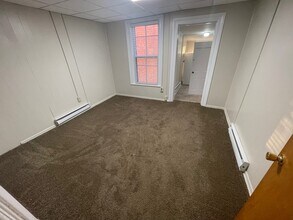 28 N Earl St in Shippensburg, PA - Building Photo - Building Photo