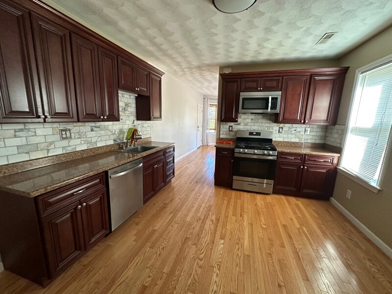 34 Union St in Methuen, MA - Building Photo