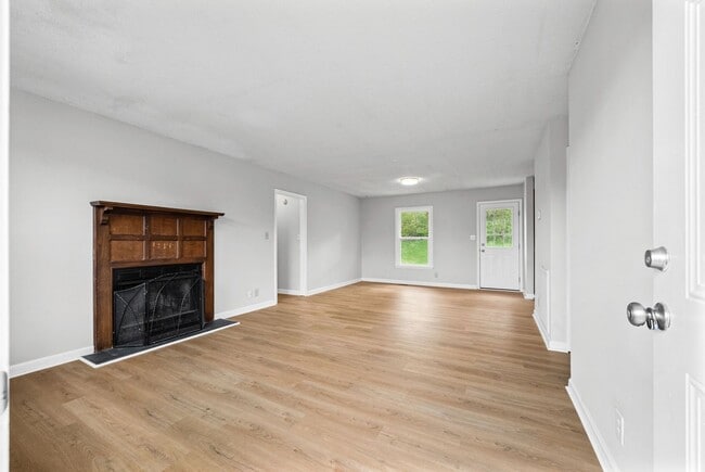 717 Green Valley Ct in Clarksville, TN - Foto de edificio - Building Photo