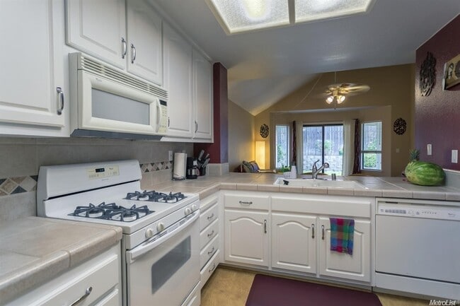 property at 644 Springfield Cir