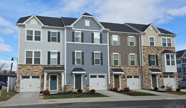 property at 13 Wentworth Ln