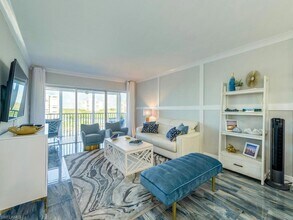 1 Bluebill Ave, Unit 703 in Naples, FL - Building Photo - Building Photo