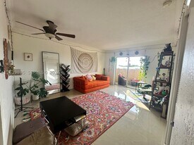 14951 SW 82nd Ln in Miami, FL - Building Photo