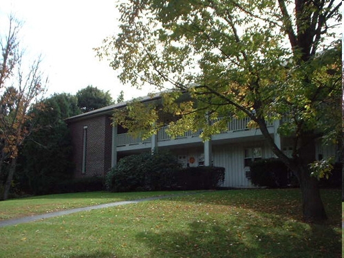 Grassy Plain Estates in Bethel, CT - Building Photo