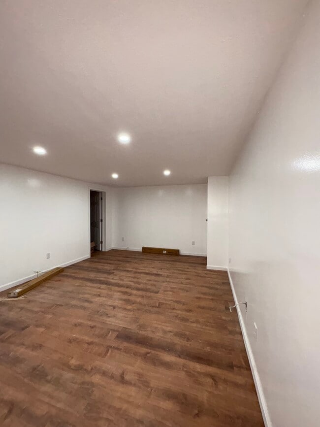 209 South Dr, Unit #2