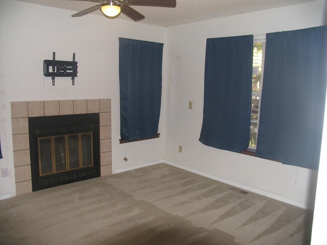 2228 Palm Dr in Colorado Springs, CO - Building Photo - Building Photo