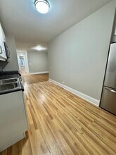 1727 W Bryn Mawr Ave, Unit 2 in Chicago, IL - Building Photo - Building Photo