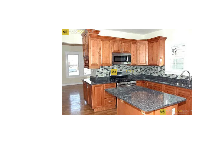 14 Seager Ct, Unit T in Boston, MA - Building Photo