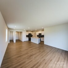 140 Brentwood Dr in Statesville, NC - Building Photo - Building Photo