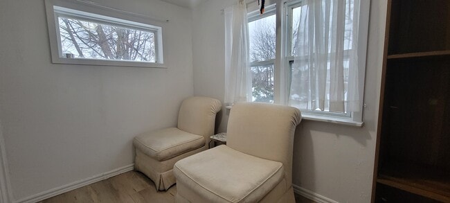 498 Ottawa St S in Kitchener, ON - Building Photo - Building Photo