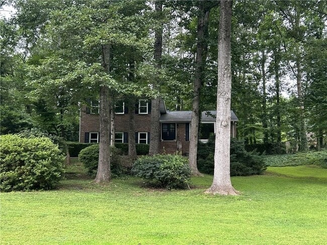 property at 2271 Fox Hound Pkwy